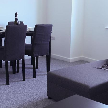 Stylish 1Br Apartment In The Heart Of Heywood Eksteriør billede